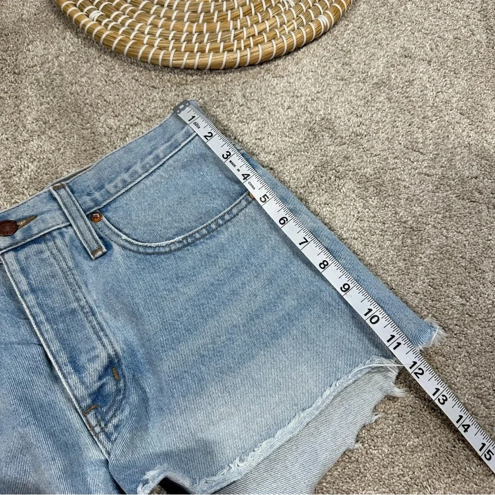 Madewell Relaxed Denim Shorts in Dunwoody Wash Blue Size 26